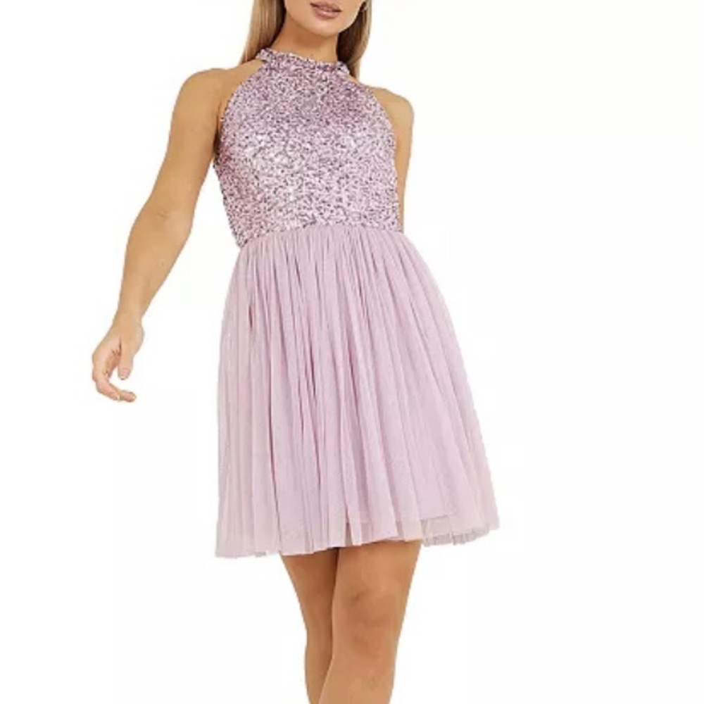 QUIZ
Sequin-Top Halter Dress